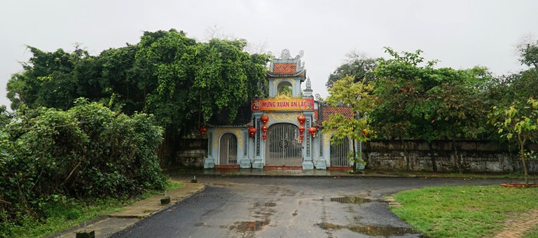 Chua Yen Lac Xa Cam Nhuong